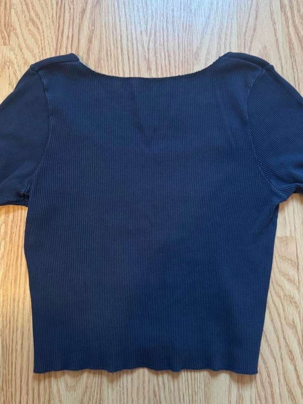 Brandy Melville Navy Ribbed Scoop-Neck Crop Top - Picture 4 of 4